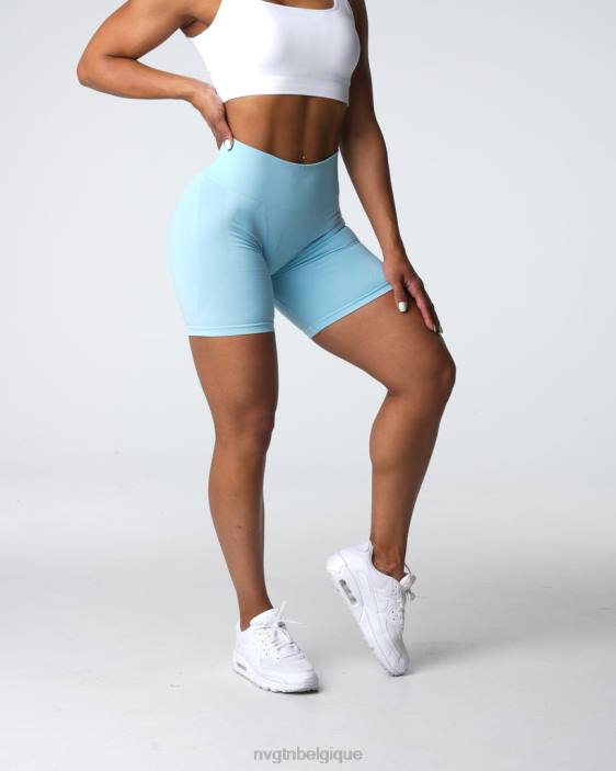 0LFV323 bleu pastel aptitude NVGTN femmes short contour sans coutures