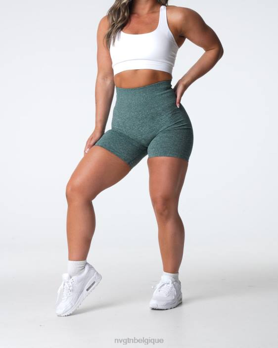 0LFV398 forêt verte aptitude NVGTN femmes short froissé sans coutures