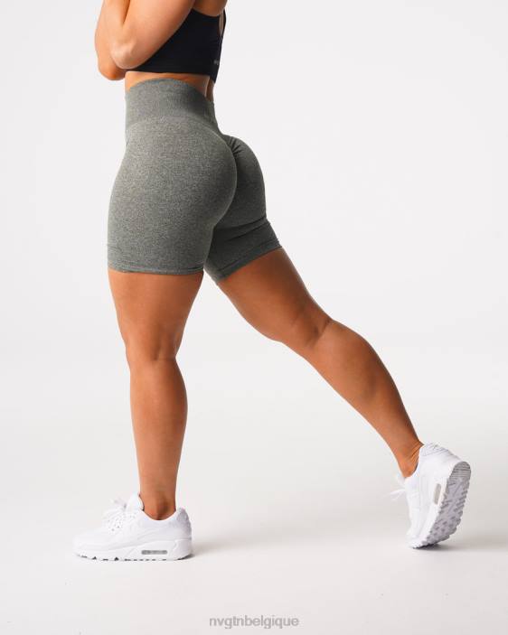 0LFV425 vert kaki aptitude NVGTN femmes short froissé sans coutures