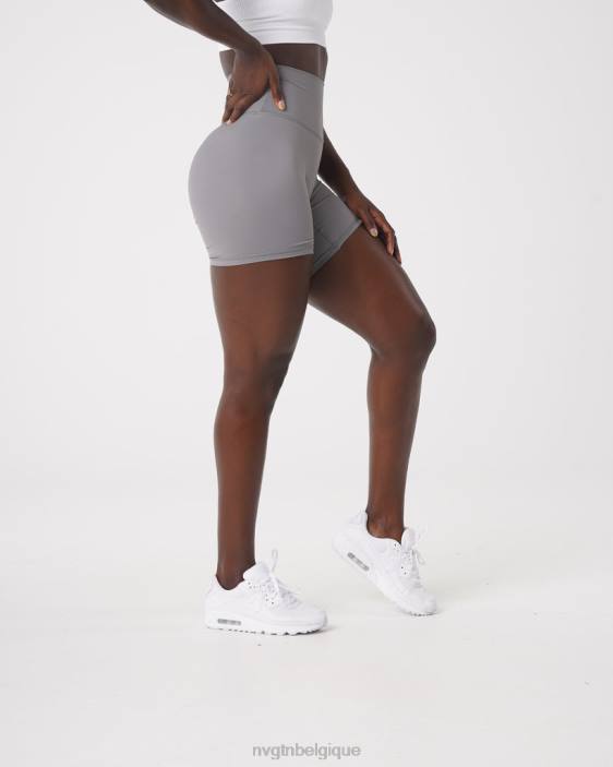 0LFV455 gris aptitude NVGTN femmes short emblématique 2.0