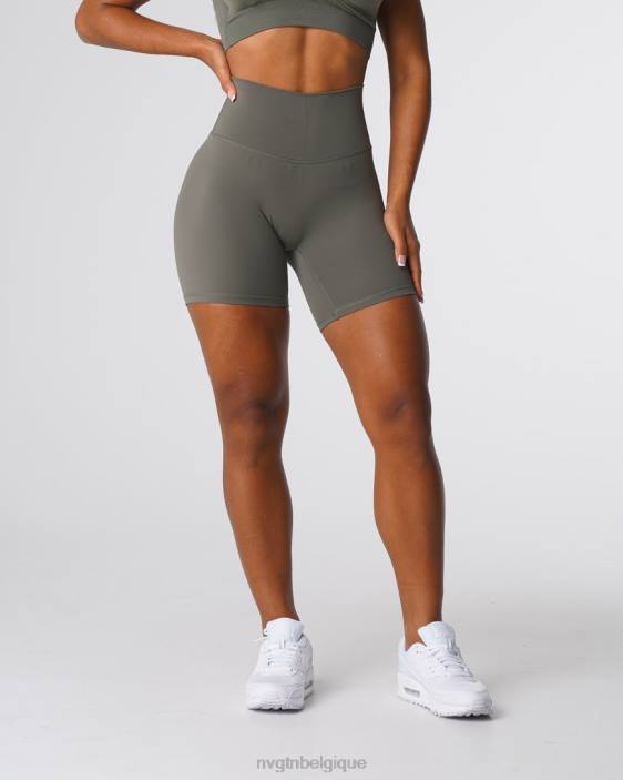 0LFV458 vert kaki aptitude NVGTN femmes short emblématique 2.0
