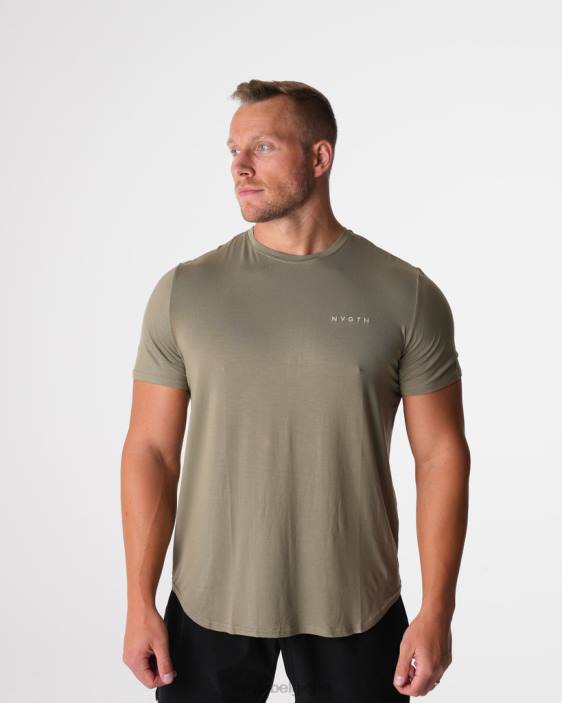 0LFV761 vert sauge hauts NVGTN Hommes t-shirt ajusté technique