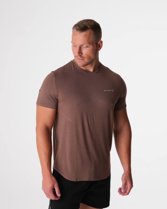 0LFV762 moka hauts NVGTN Hommes t-shirt ajusté technique